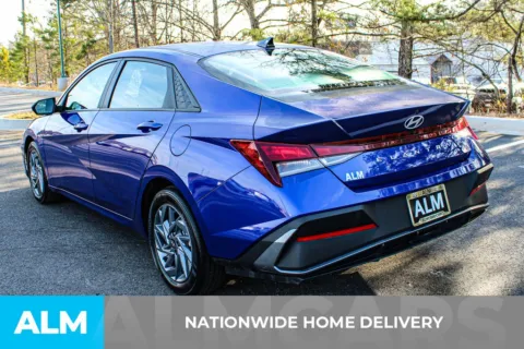 More photos of 2024 Hyundai Elantra SEL at ALM Mall of Georgia, GA