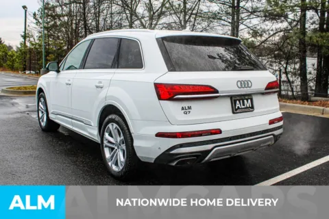 More photos of 2025 Audi Q7 55 Premium Plus at ALM Mall of Georgia, GA