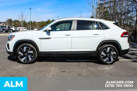 More photos of 2024 Volkswagen Atlas Cross Sport 2.0T SE w/Technology at ALM Mall of Georgia, GA