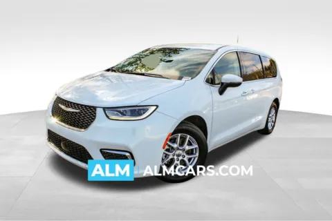 White 2023 Chrysler Pacifica Touring L for sale in Buford, GA