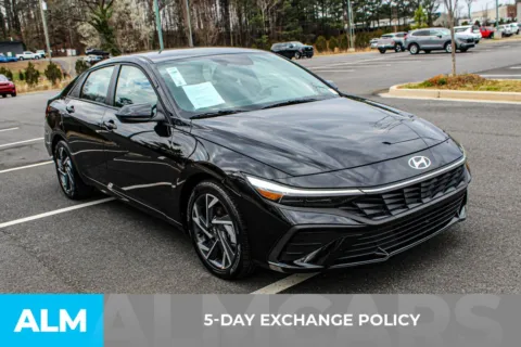 More photos of 2025 Hyundai Elantra SEL Sport at ALM Mall of Georgia, GA