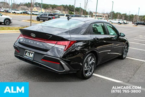 More photos of 2025 Hyundai Elantra SEL Sport at ALM Mall of Georgia, GA
