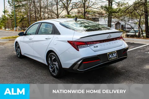 More photos of 2025 Hyundai Elantra SEL Sport at ALM Mall of Georgia, GA