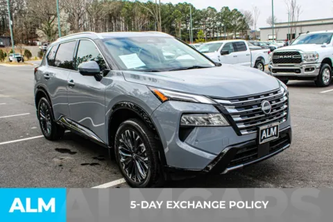 More photos of 2024 Nissan Rogue Platinum at ALM Mall of Georgia, GA