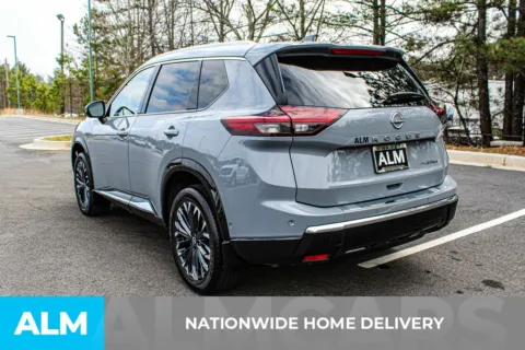 More photos of 2024 Nissan Rogue Platinum at ALM Mall of Georgia, GA