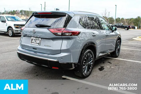 More photos of 2024 Nissan Rogue Platinum at ALM Mall of Georgia, GA