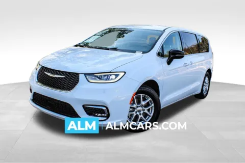 White 2024 Chrysler Pacifica Touring L for sale in Buford, GA