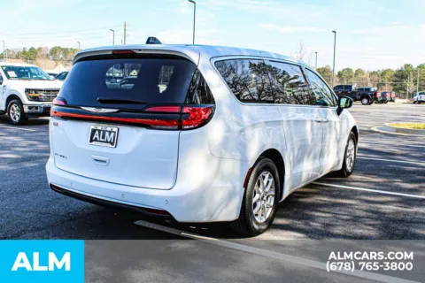 More photos of 2024 Chrysler Pacifica Touring L at ALM Mall of Georgia, GA