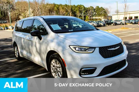 Another view of 2024 Chrysler Pacifica Touring L for sale in Buford, GA at ALM Mall of Georgia