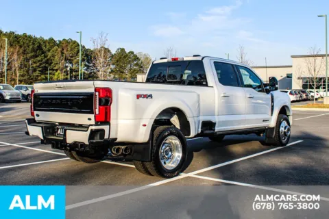 More photos of 2025 Ford F-450SD Platinum at ALM Mall of Georgia, GA
