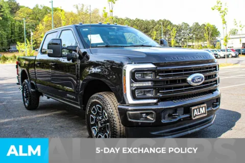 More photos of 2025 Ford F-350SD Platinum at ALM Mall of Georgia, GA