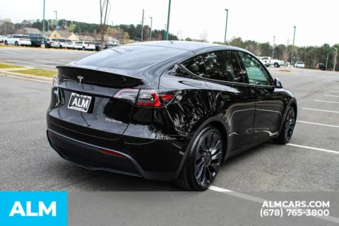 More photos of 2024 Tesla Model Y Performance at ALM Mall of Georgia, GA