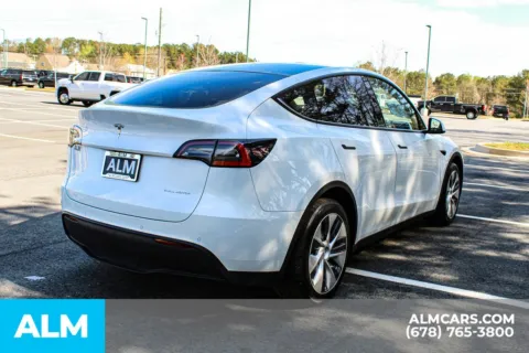 More photos of 2021 Tesla Model Y Long Range at ALM Mall of Georgia, GA