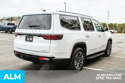 More photos of 2024 Jeep Wagoneer Series II at ALM Mall of Georgia, GA