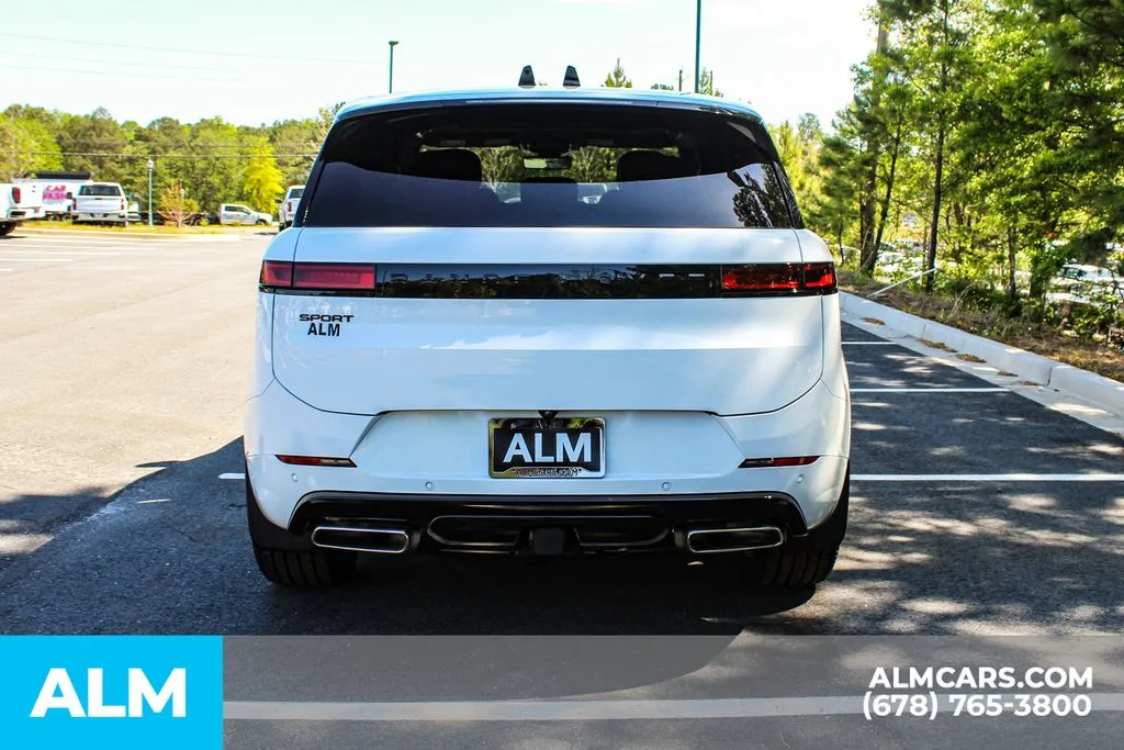2025 Land Rover Range Rover Sport 12