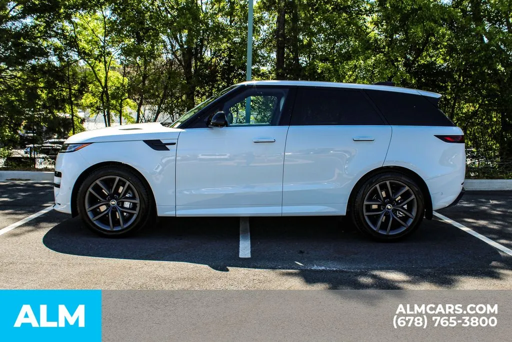 2025 Land Rover Range Rover Sport 8