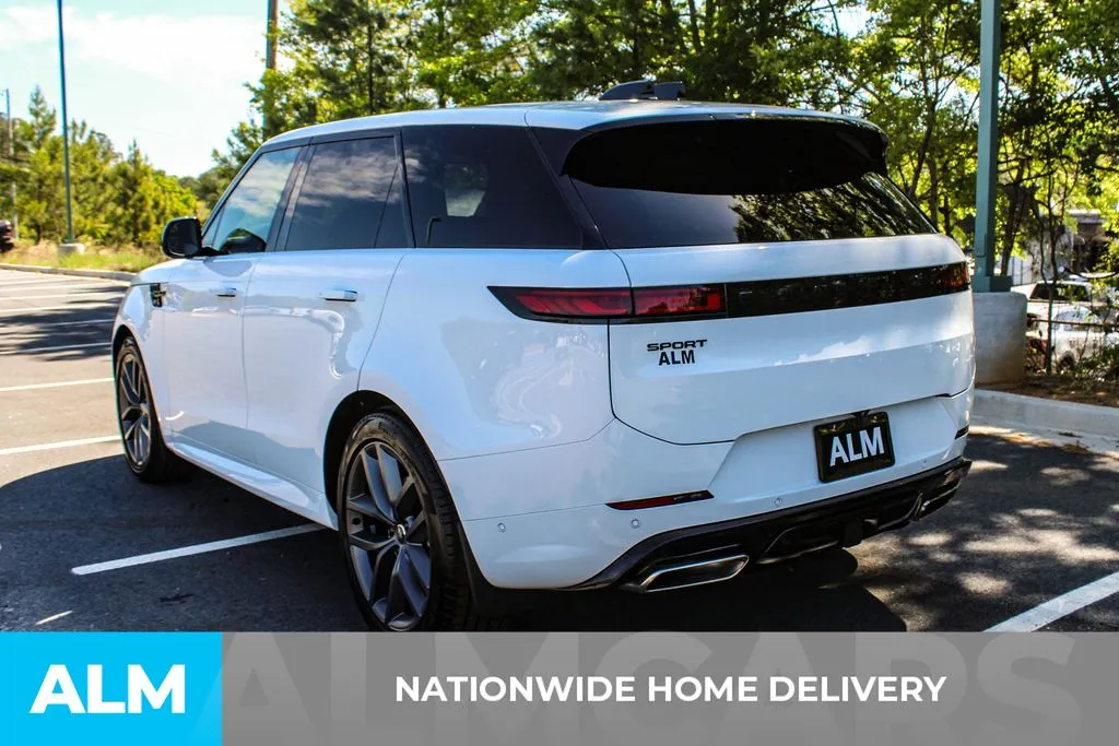 2025 Land Rover Range Rover Sport 6