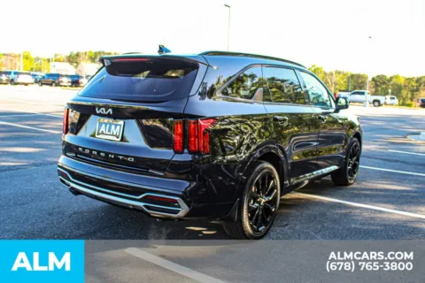 More photos of 2022 Kia Sorento SX at ALM Mall of Georgia, GA