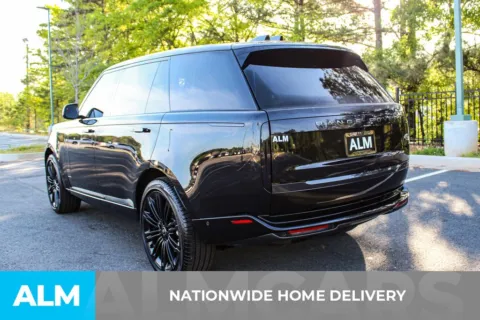More photos of 2023 Land Rover Range Rover SE at ALM Mall of Georgia, GA