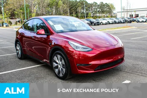 More photos of 2024 Tesla Model Y Long Range at ALM Mall of Georgia, GA