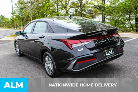 More photos of 2025 Hyundai Elantra SE at ALM Mall of Georgia, GA