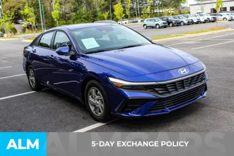 More photos of 2025 Hyundai Elantra SE at ALM Mall of Georgia, GA