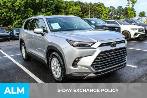 More photos of 2024 Toyota Grand Highlander Limited at ALM Mall of Georgia, GA