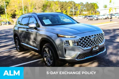 More photos of 2022 Hyundai Santa Fe SEL at ALM Mall of Georgia, GA
