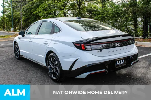 More photos of 2025 Hyundai Sonata SEL at ALM Mall of Georgia, GA