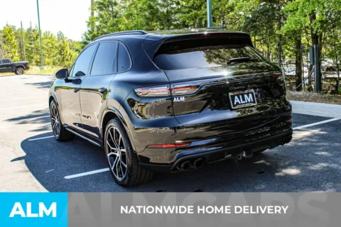 More photos of 2023 Porsche Cayenne Turbo at ALM Mall of Georgia, GA