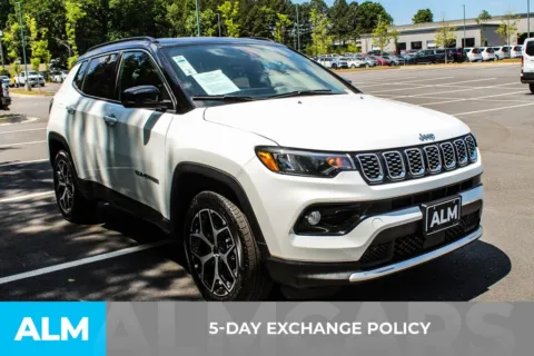 More photos of 2025 Jeep Compass Limited at ALM Mall of Georgia, GA