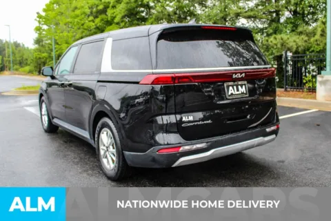 More photos of 2022 Kia Carnival LXS at ALM Mall of Georgia, GA