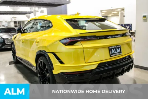 More photos of 2023 Lamborghini Urus S at ALM Mall of Georgia, GA