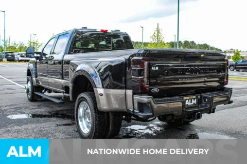 More photos of 2023 Ford F-450SD King Ranch at ALM Mall of Georgia, GA
