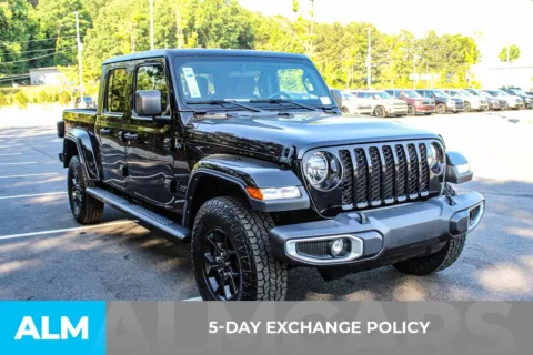 More photos of 2022 Jeep Gladiator Sport at ALM Mall of Georgia, GA