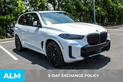 More photos of 2024 BMW X5 xDrive40i at ALM Mall of Georgia, GA