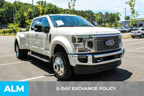 More photos of 2021 Ford F-450SD Lariat at ALM Mall of Georgia, GA