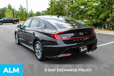 More photos of 2023 Hyundai Sonata SEL at ALM Mall of Georgia, GA