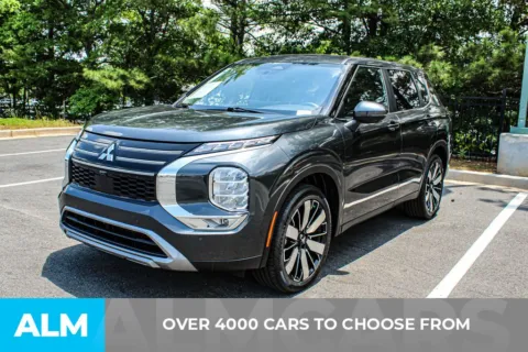 Photos of 2025 Mitsubishi Outlander SE for sale in Buford, GA at ALM Mall of Georgia
