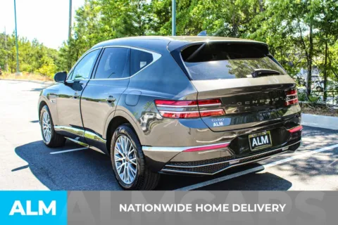 More photos of 2025 Genesis GV80 2.5T at ALM Mall of Georgia, GA