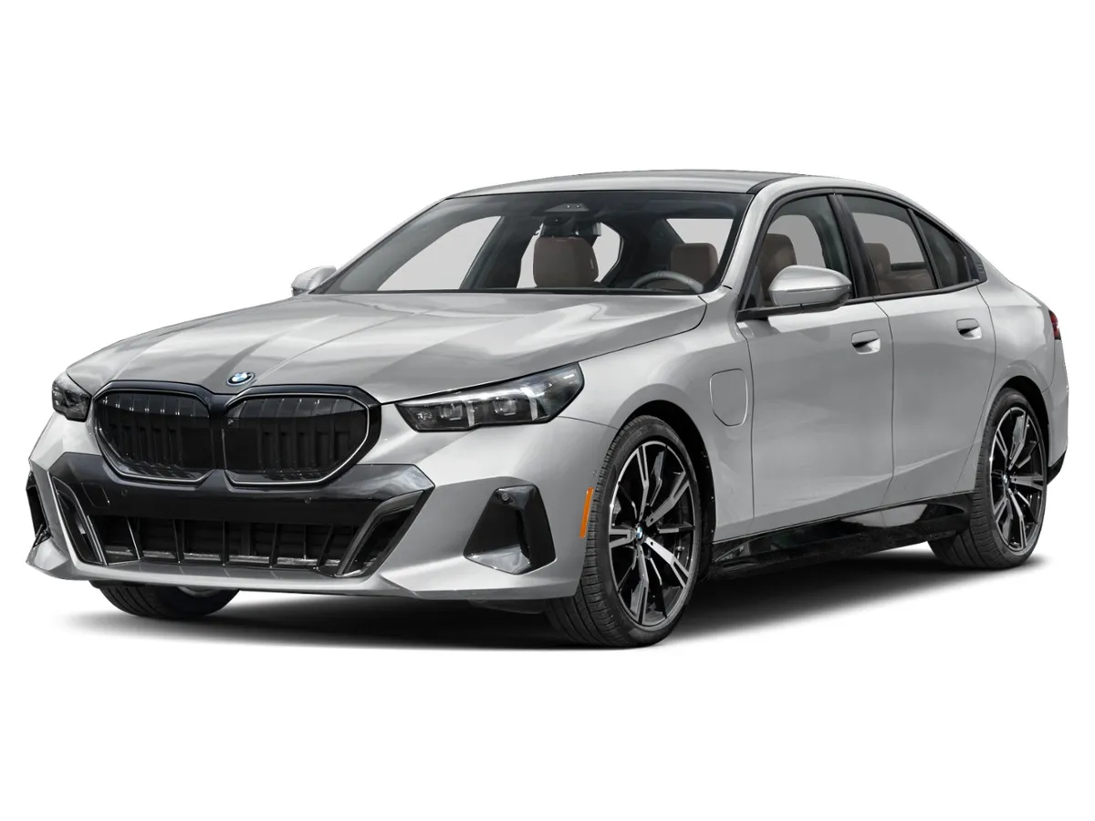 2026 BMW 5 Series 550e xDrive Sedan's photo