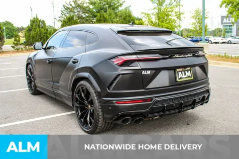 More photos of 2020 Lamborghini Urus at ALM Mall of Georgia, GA
