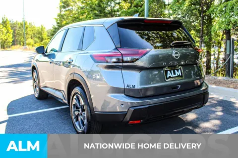 More photos of 2025 Nissan Rogue SV at ALM Mall of Georgia, GA
