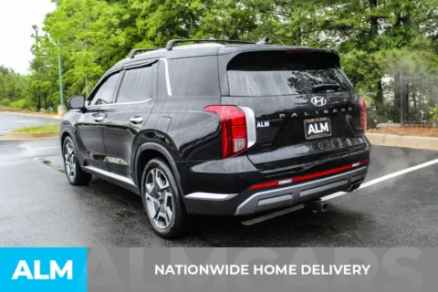 More photos of 2024 Hyundai Palisade Limited at ALM Mall of Georgia, GA