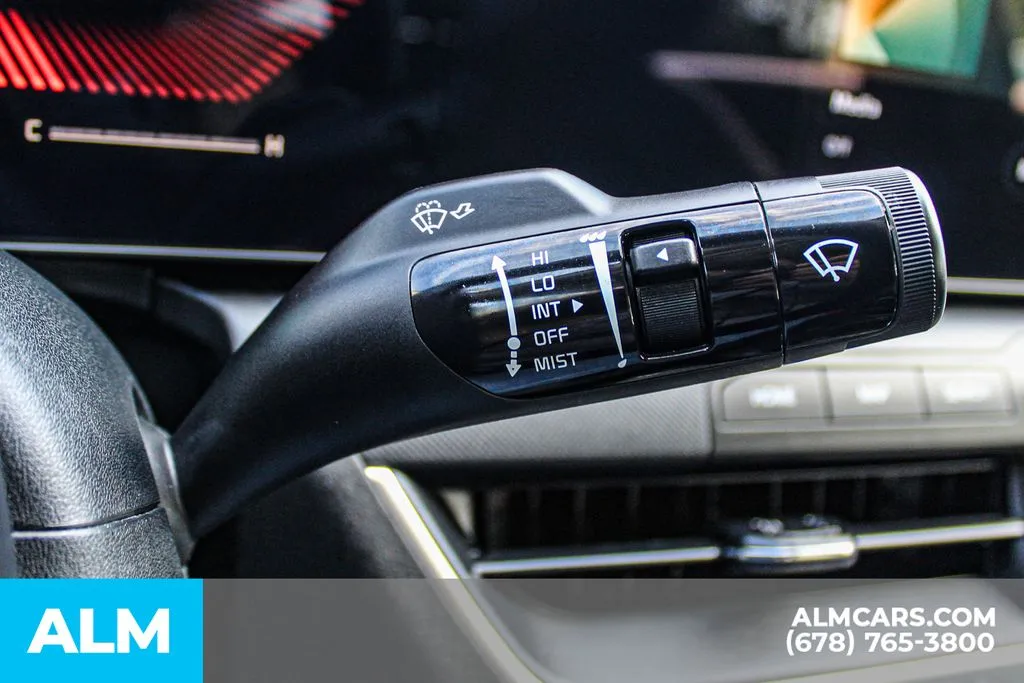 2025 Kia K4 LXS - Photo 29