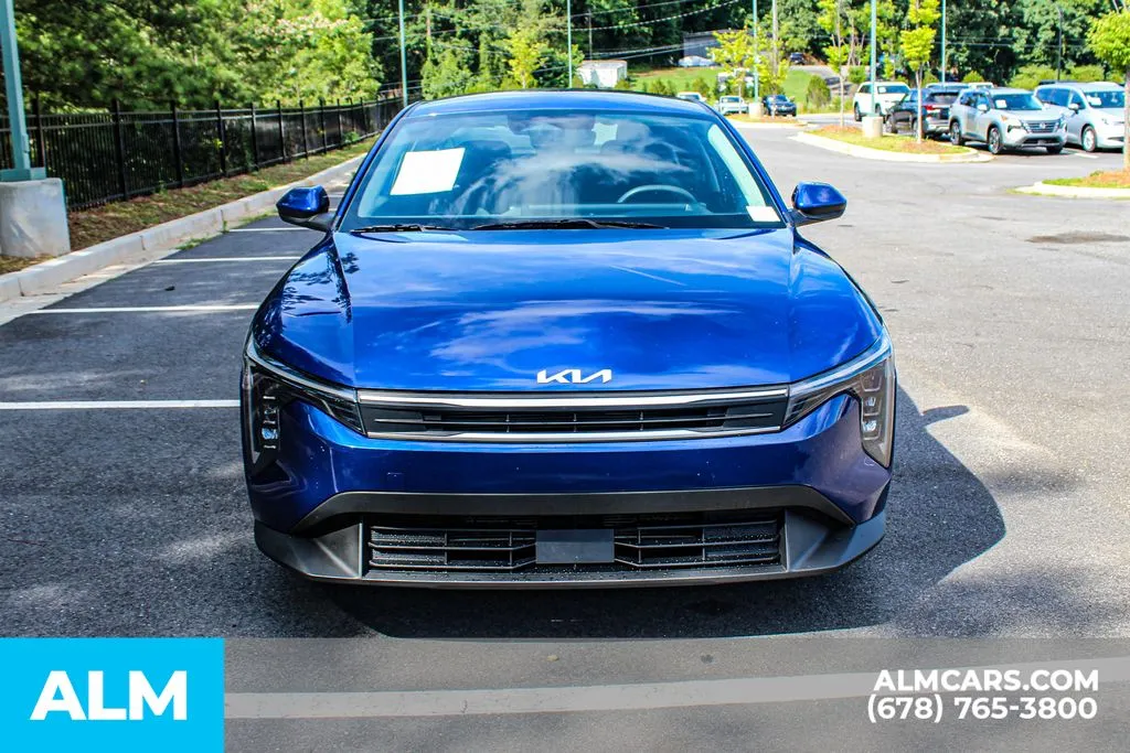 2025 Kia K4 LXS - Photo 9