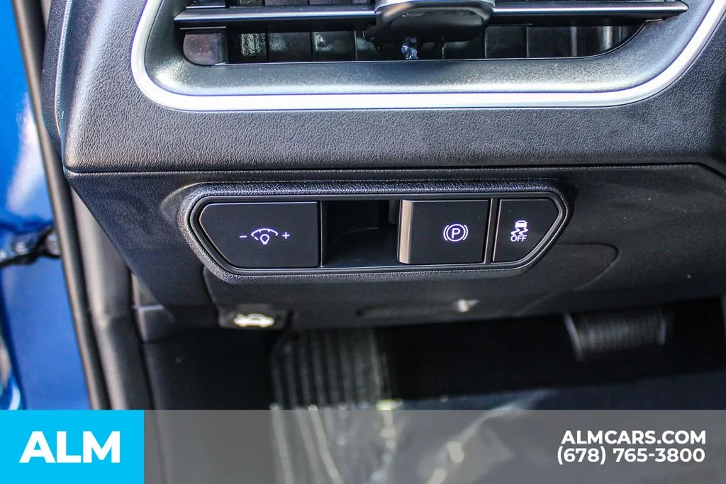 2025 Kia K4 LXS - Photo 30