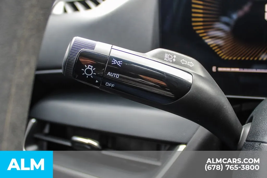 2025 Kia K4 LXS - Photo 29
