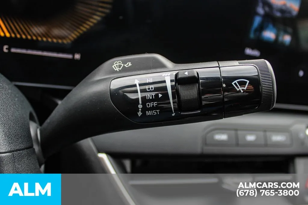 2025 Kia K4 LXS - Photo 30