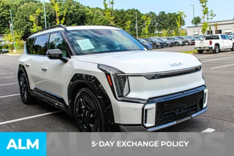 More photos of 2024 Kia EV9 GT-Line at ALM Mall of Georgia, GA
